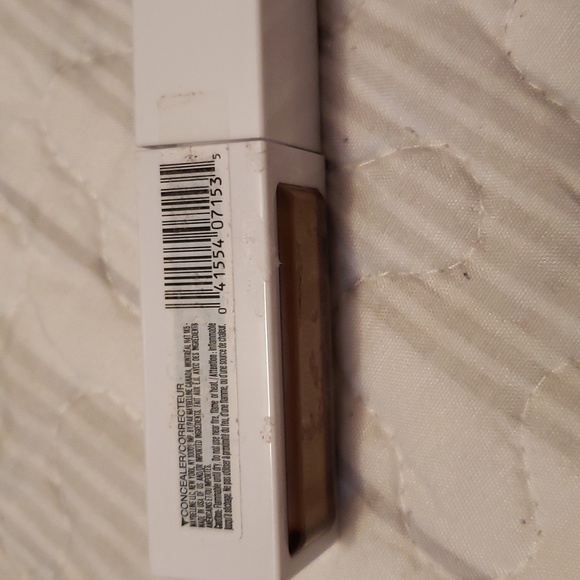 Maybelline Super Stay #45 - Picture 3 of 3